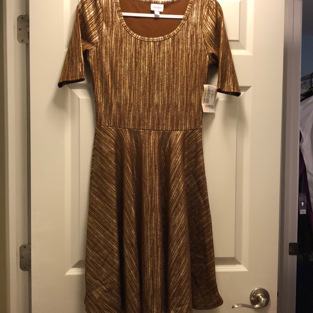 Lularoe medium Gold Nicole